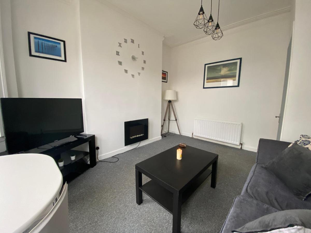 Cheap & Cheerful Apartment Near Bangor Marina Exterior foto