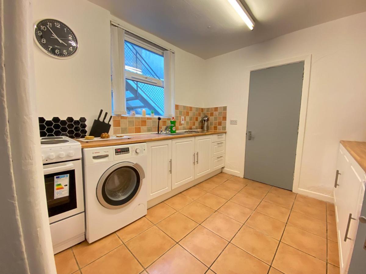 Cheap & Cheerful Apartment Near Bangor Marina Exterior foto